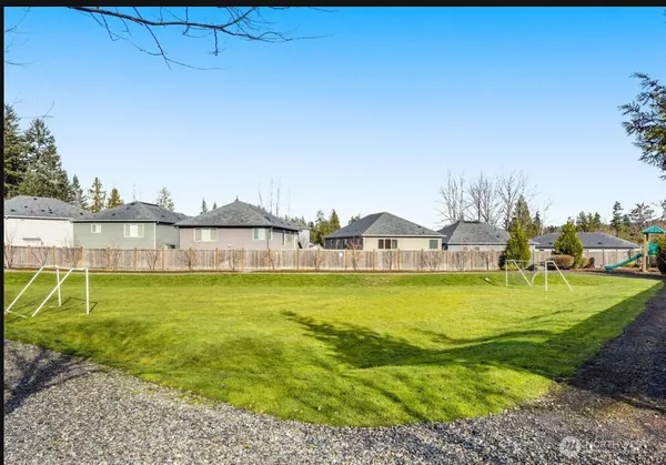 $3,999 | 19828 11th Drive Southeast, Bothell, WA 98012