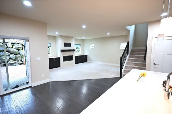 $3,999 | 19828 11th Drive Southeast, Bothell, WA 98012