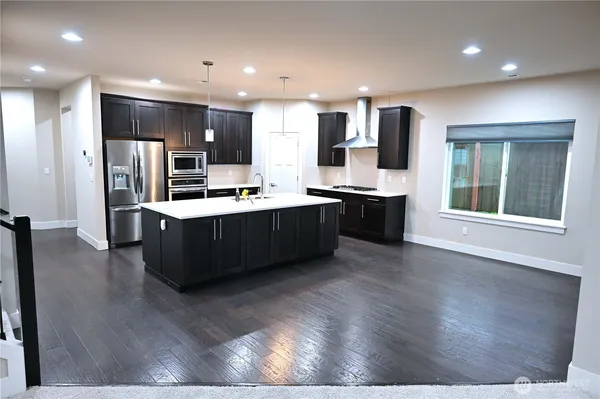 $3,999 | 19828 11th Drive Southeast, Bothell, WA 98012