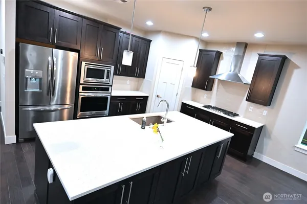 $3,999 | 19828 11th Drive Southeast, Bothell, WA 98012