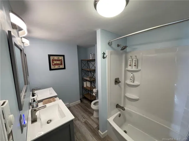 $2,750 | 5 Pearl Street, Unit 3, Groton, CT 06355