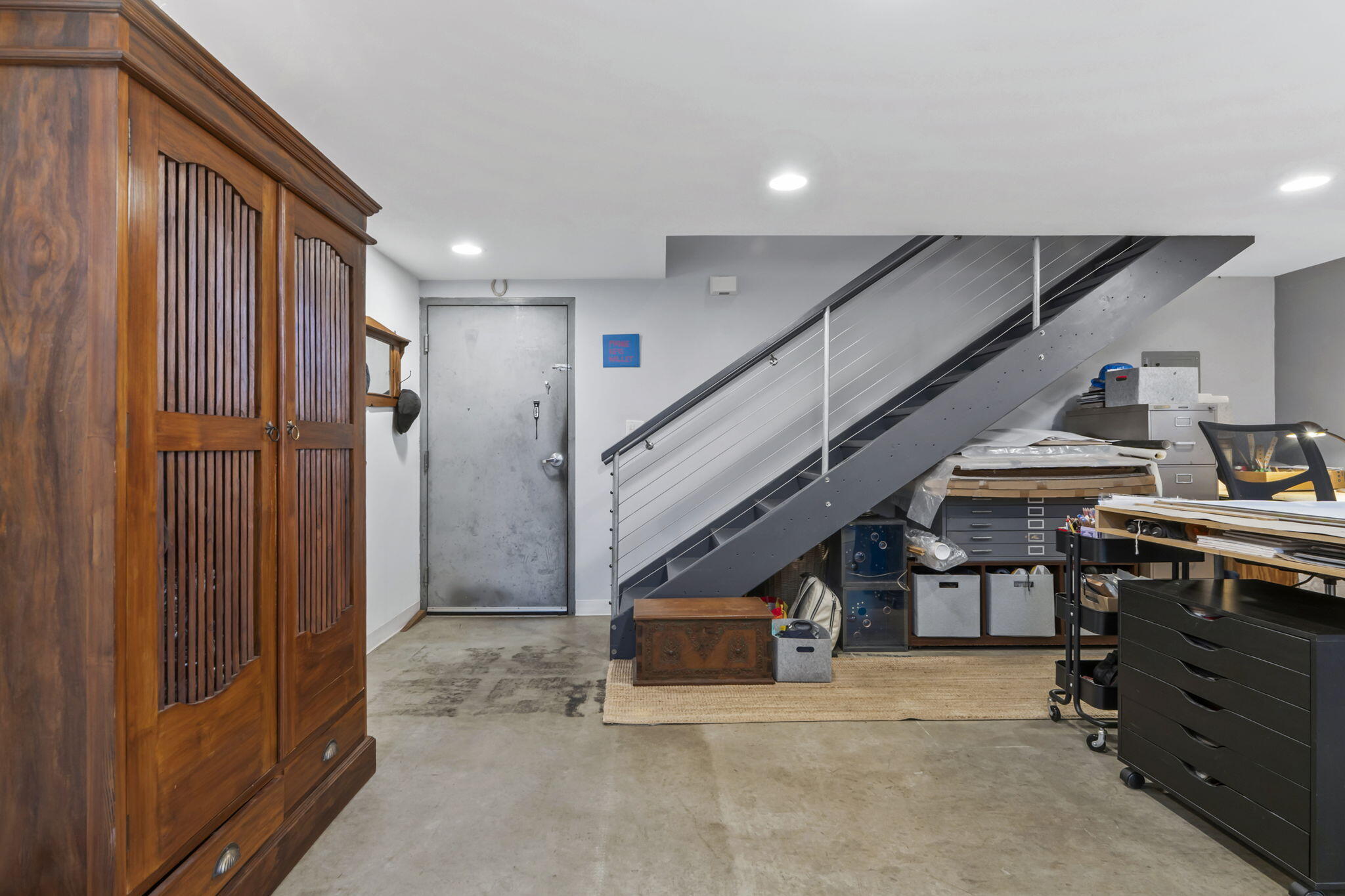 145 Anderson Street, Unit 4 Portland, ME 04101 - Photo 15 of 43 6-web-or-mls-145 Anderson St #4_106