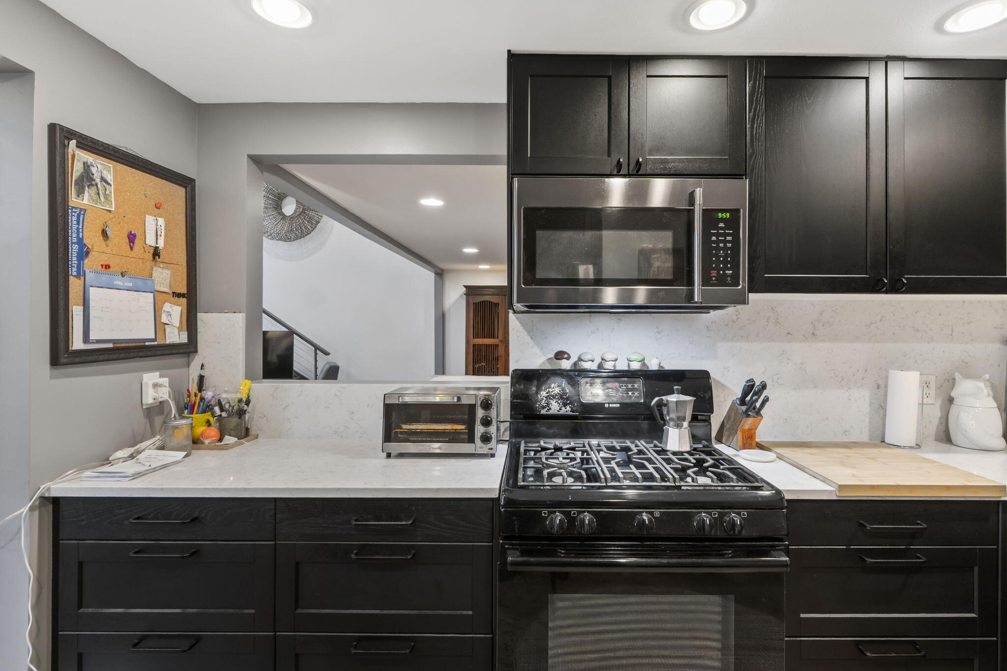 145 Anderson Street, Unit 4 Portland, ME 04101 - Photo 7 of 43 19-web-or-mls-145 Anderson St #4_119