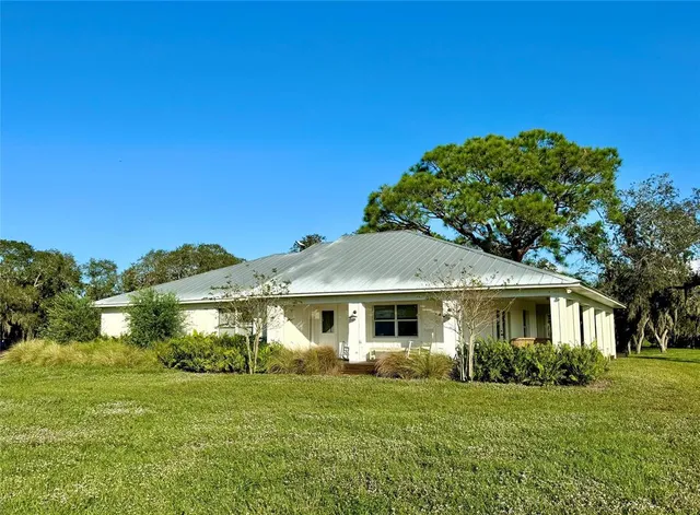 $2,395,000 | 14151 Center Street, Okeechobee, FL 34974