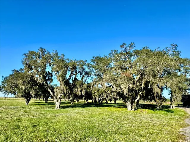 $2,395,000 | 14151 Center Street, Okeechobee, FL 34974