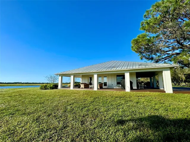 $2,395,000 | 14151 Center Street, Okeechobee, FL 34974