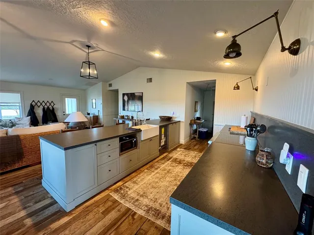 $2,395,000 | 14151 Center Street, Okeechobee, FL 34974