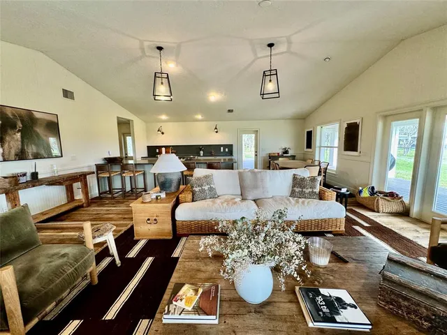 $2,395,000 | 14151 Center Street, Okeechobee, FL 34974