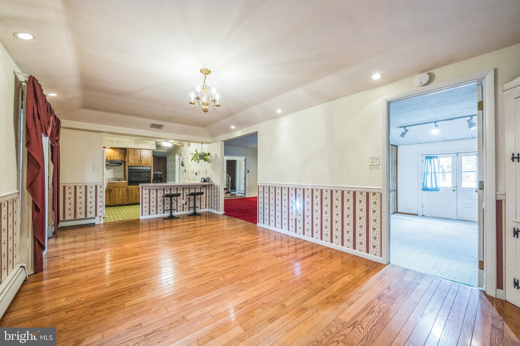 8 Lawrence Road Audubon, PA 19403 - Photo 15 of 36 Beautiful hardwood floors