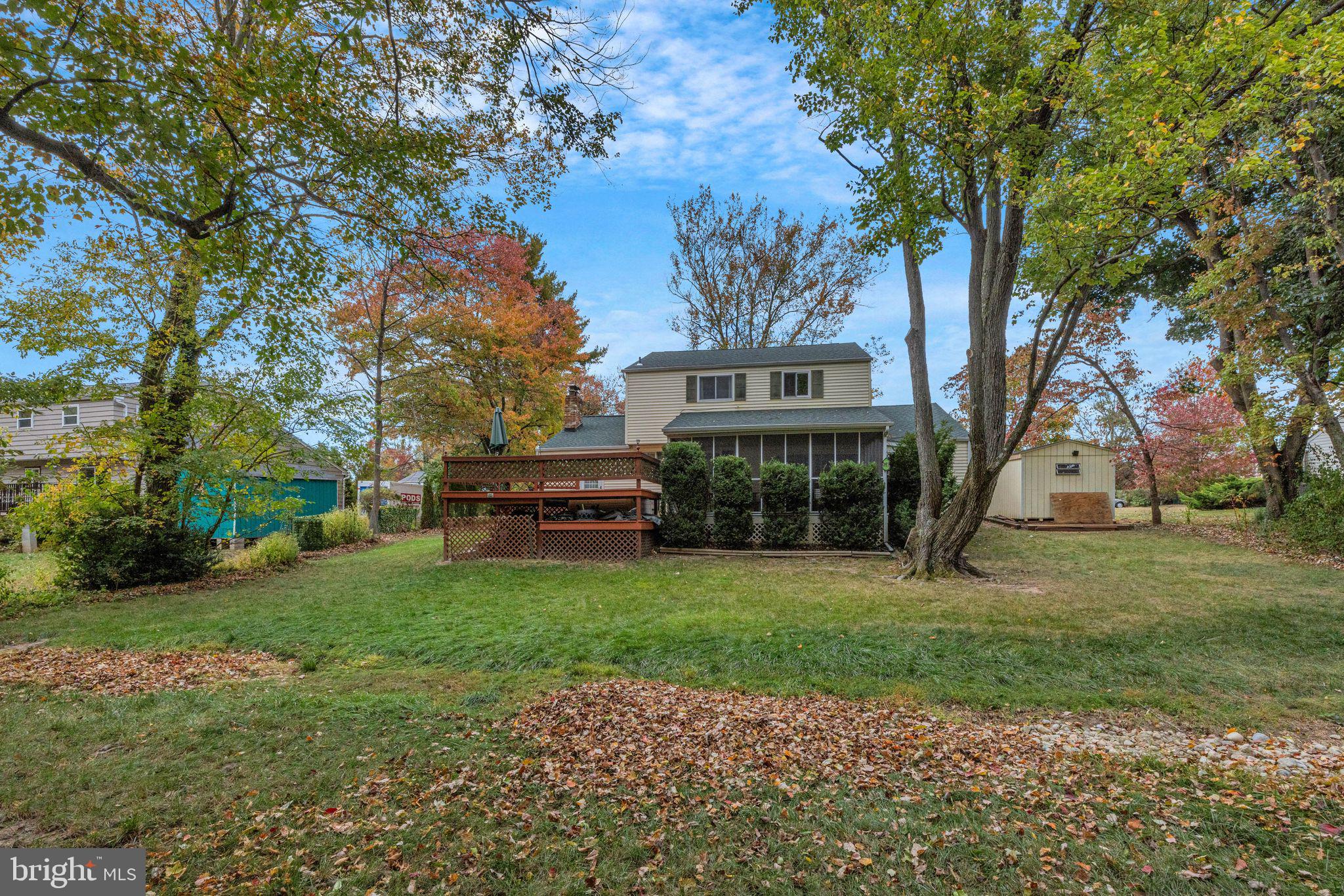 8 Lawrence Road Audubon, PA 19403 - Photo 3 of 36 Lovely backyard