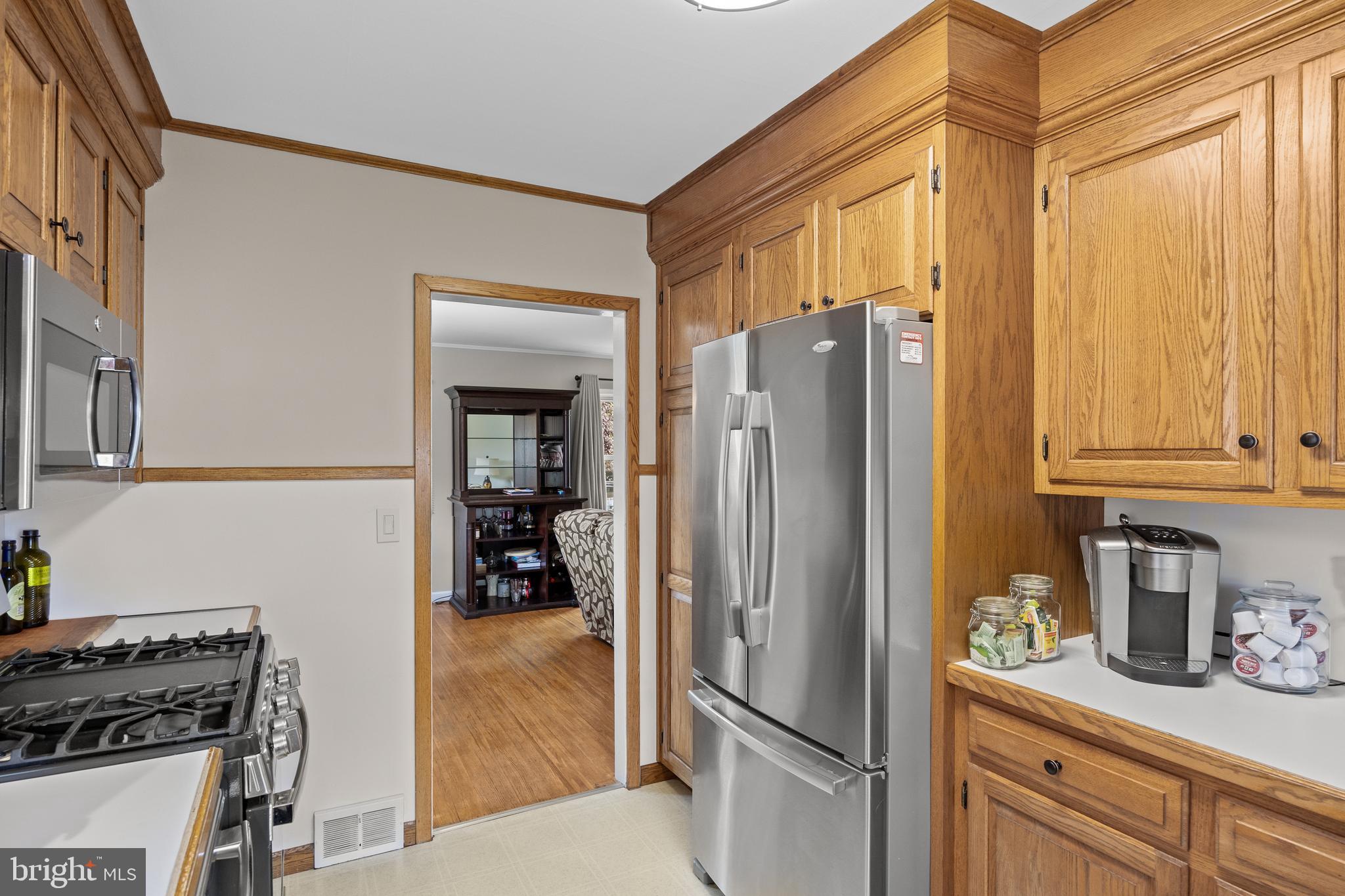 218 Spout Spring Avenue Lumberton, NJ 08048 - Photo 12 of 48 Gallery Image 12
