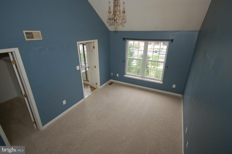 45446 Timber Trail Square Sterling, VA 20164 - Photo 5 of 12 Bedroom (Master)