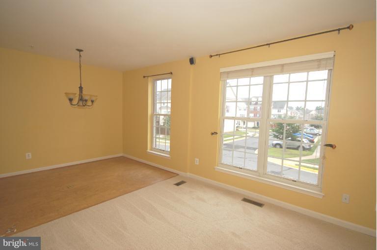 45446 Timber Trail Square Sterling, VA 20164 - Photo 9 of 12 Living Room