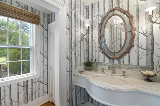 $5,250,000 | 1182-1184 East Manchester Road, Manchester, VT 05255