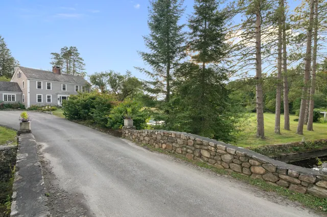 $5,250,000 | 1182-1184 East Manchester Road, Manchester, VT 05255
