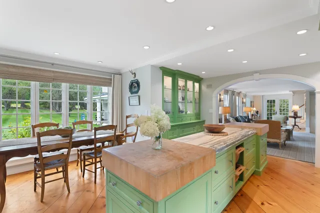 $5,250,000 | 1182-1184 East Manchester Road, Manchester, VT 05255