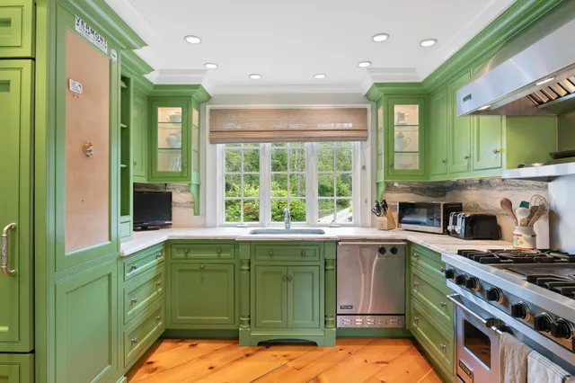 $5,250,000 | 1182-1184 East Manchester Road, Manchester, VT 05255