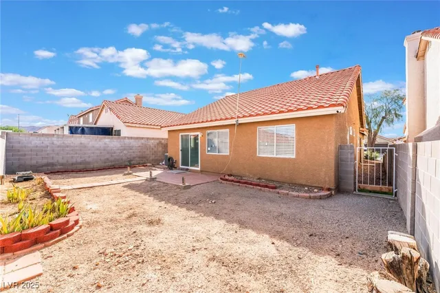 $325,000 | 6370 Canyon Vista Court, Las Vegas, NV 89156