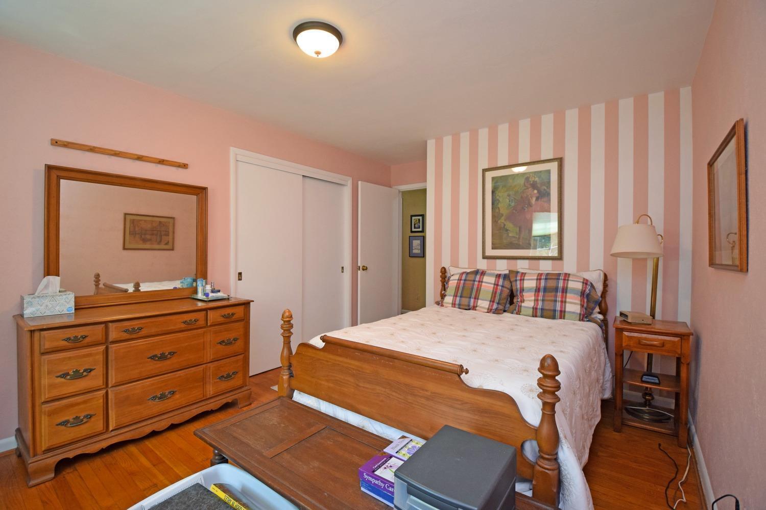 7370 Drake Road Cincinnati, OH 45243 - Photo 30 of 38