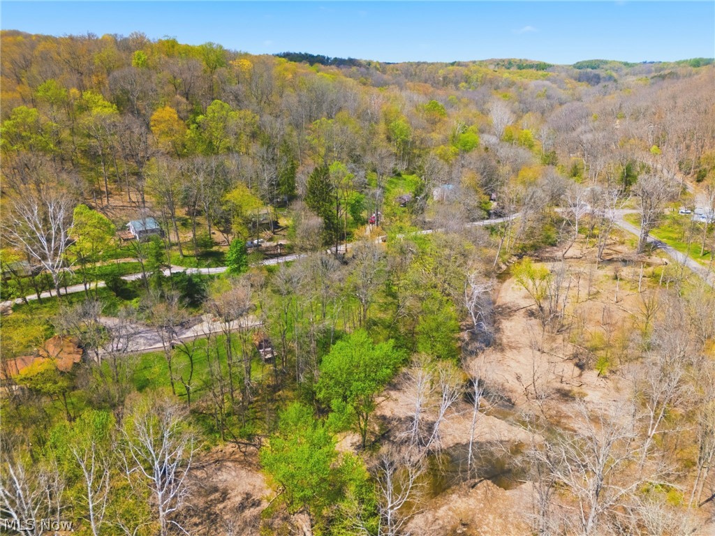 7166 Dove Road Southwest Carrollton, OH 44615 - Photo 2 of 17