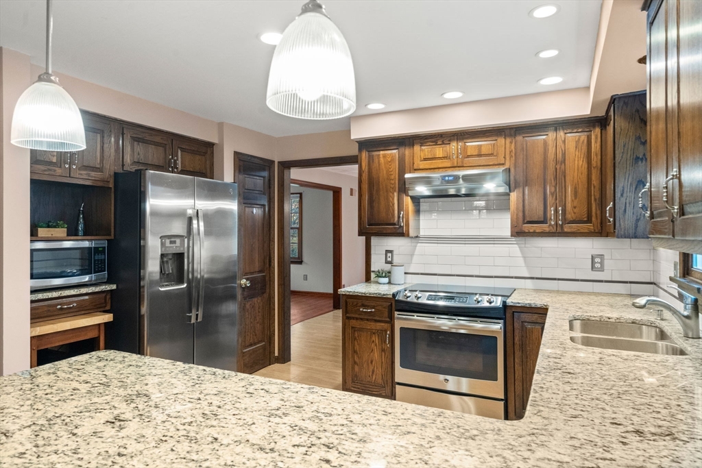 397 Stow Road Marlborough, MA 01752 - Photo 14 of 41 Gallery Image 14