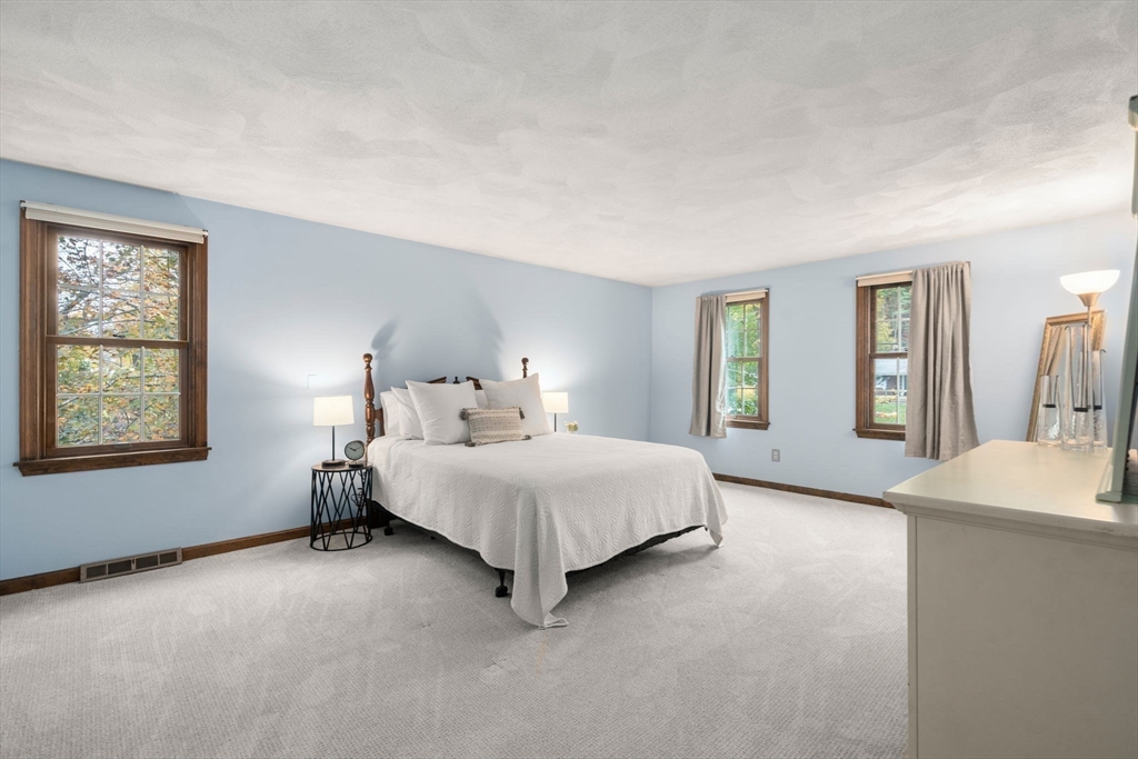 397 Stow Road Marlborough, MA 01752 - Photo 21 of 41 Gallery Image 21