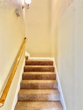 $1,675 | 906 Dart Court, Granbury, TX 76049
