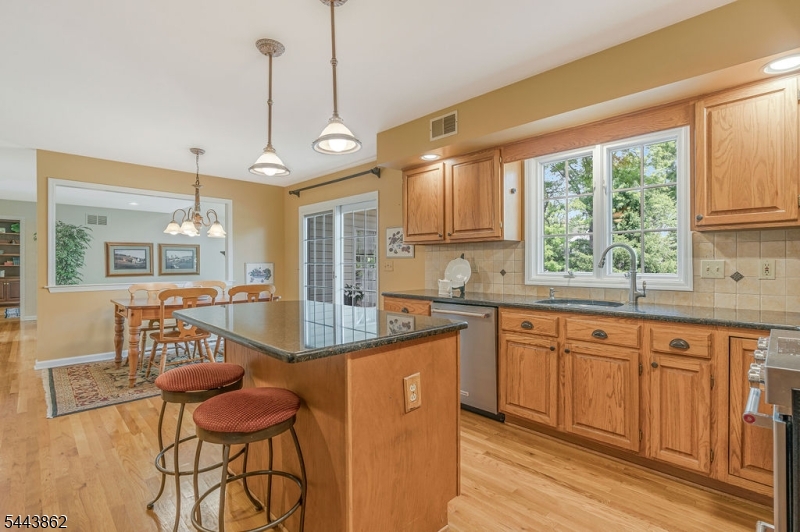 5 Pinewood Lane Warren, NJ 07059 - Photo 18 of 45