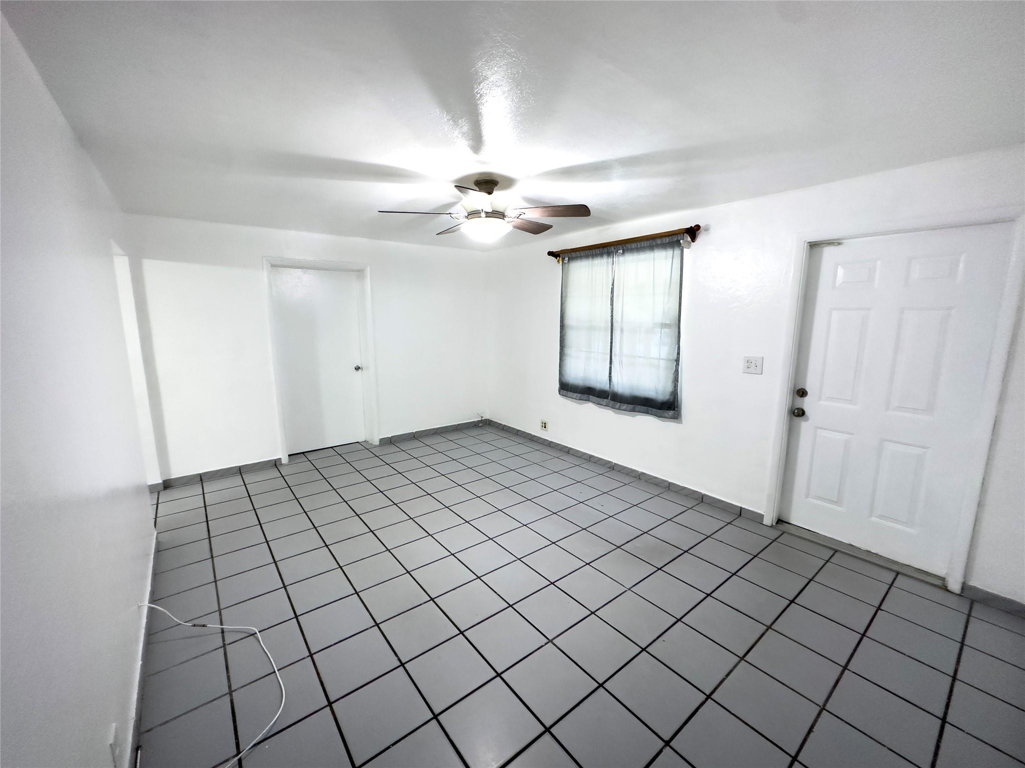 116 Virginia Road West Park, FL 33023 - Photo 6 of 20 Photo 6