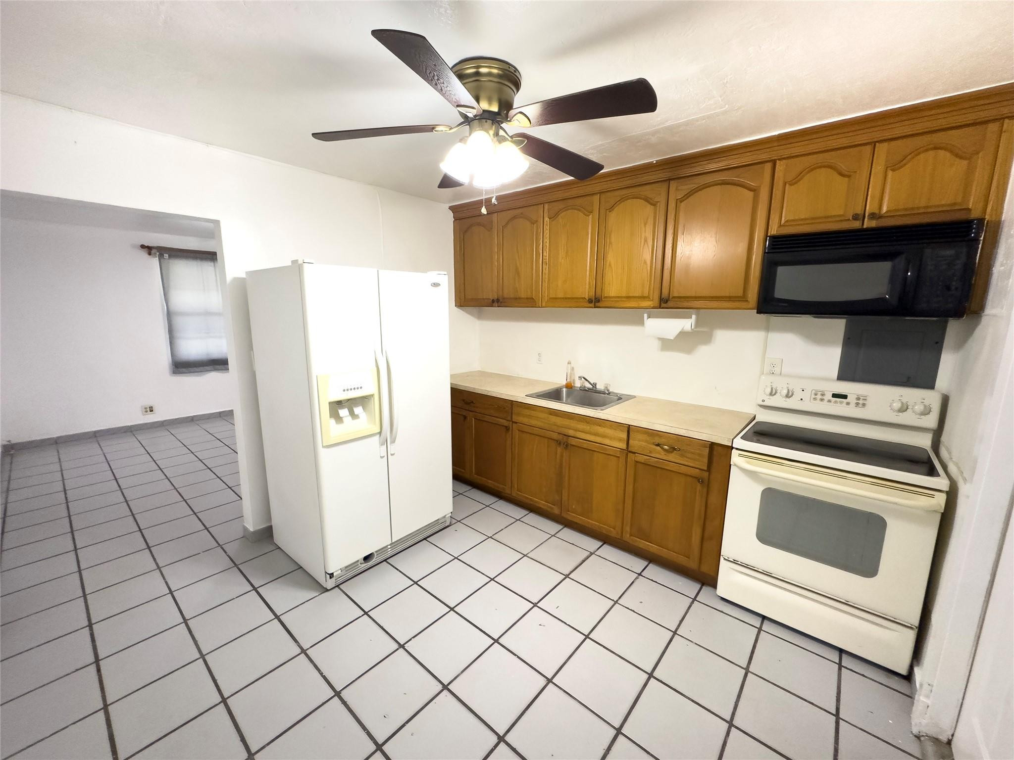 116 Virginia Road West Park, FL 33023 - Photo 8 of 20 Photo 8