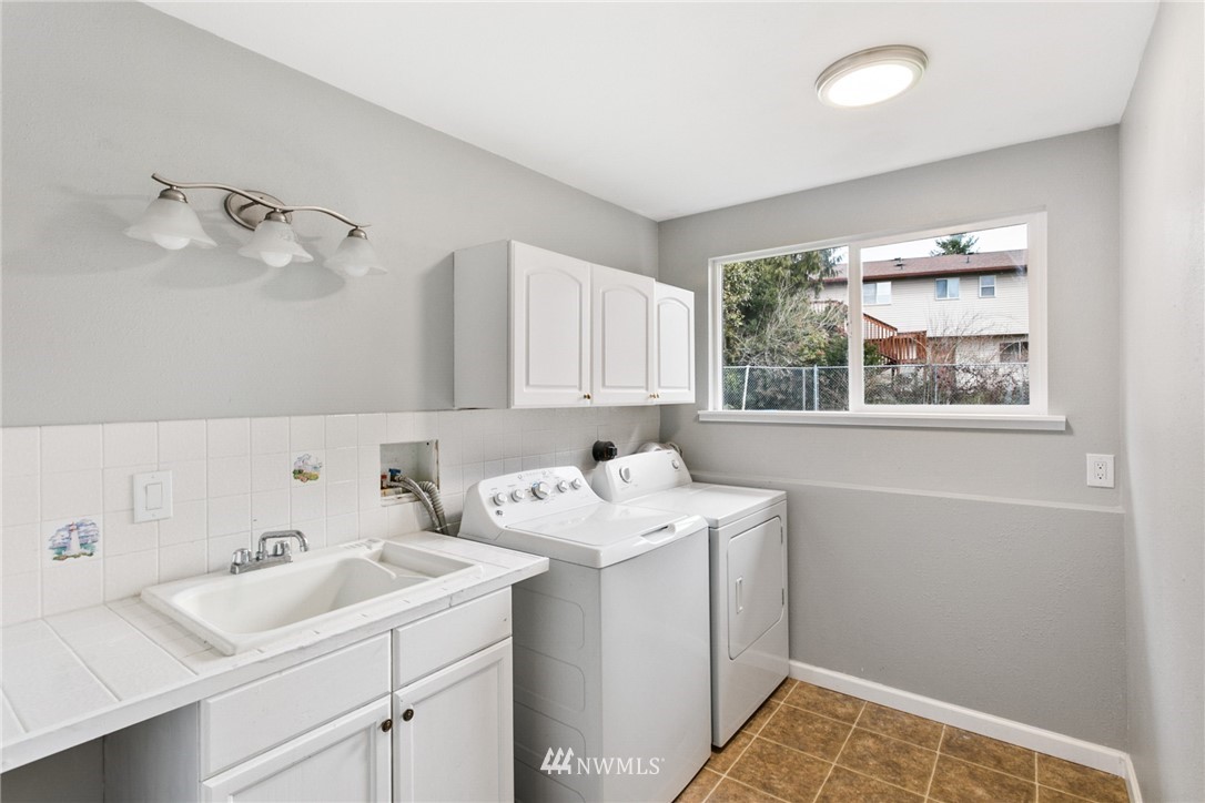 19614 143rd Place Southeast Renton, WA 98058 - Photo 21 of 25 Gallery Image 21