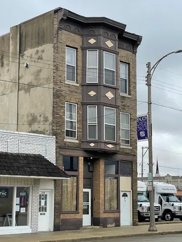 $138,000 | 211 East Stephenson Street, Freeport, IL 61032