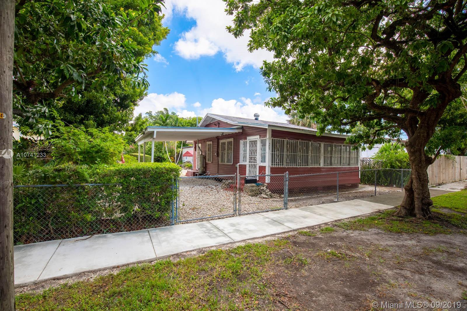 3437 Southwest 29th Street Miami, FL 33133 - Photo 6 of 11