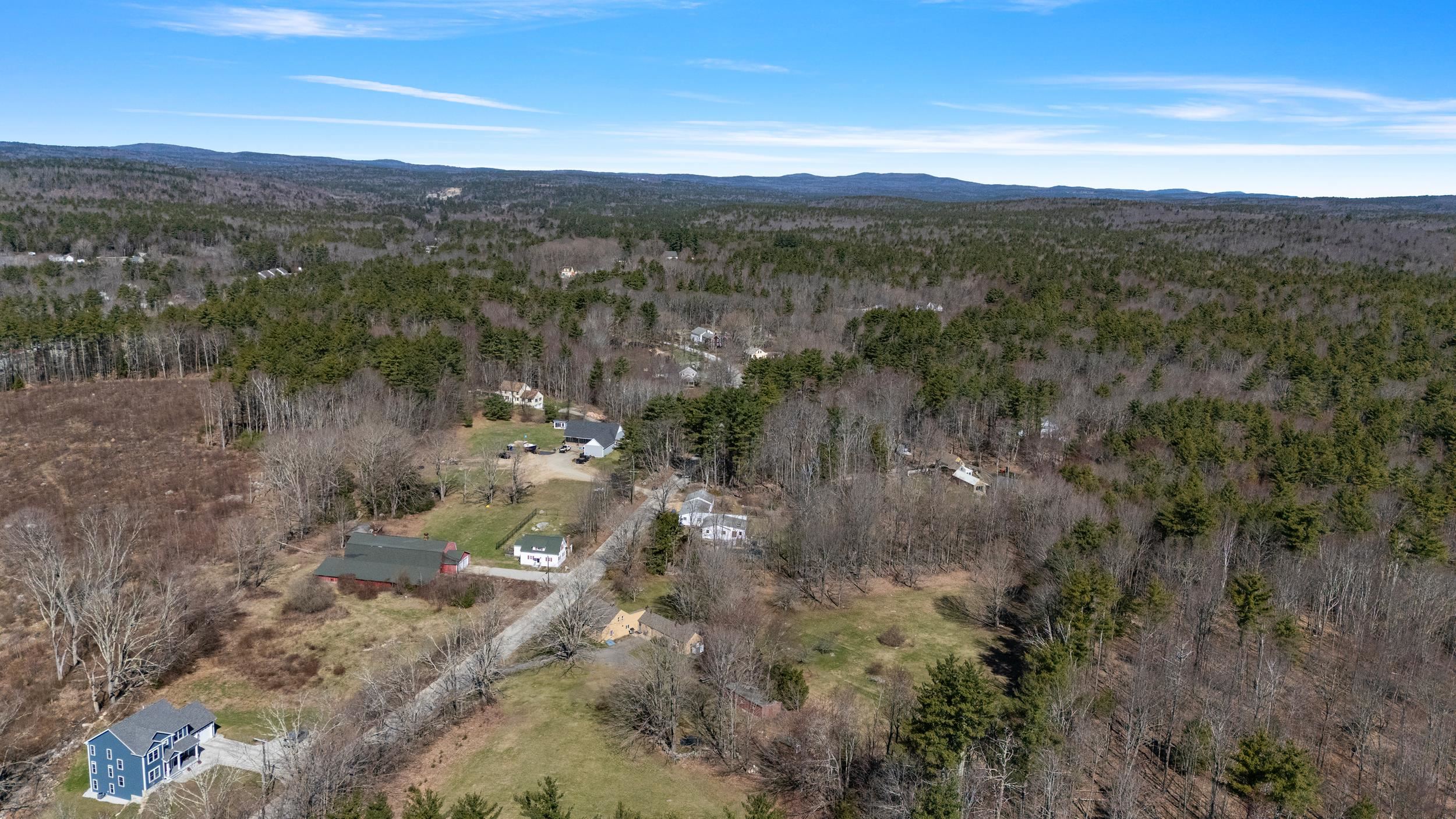 21 Long Hl Road Raymond, NH 03077 - Photo 35 of 42