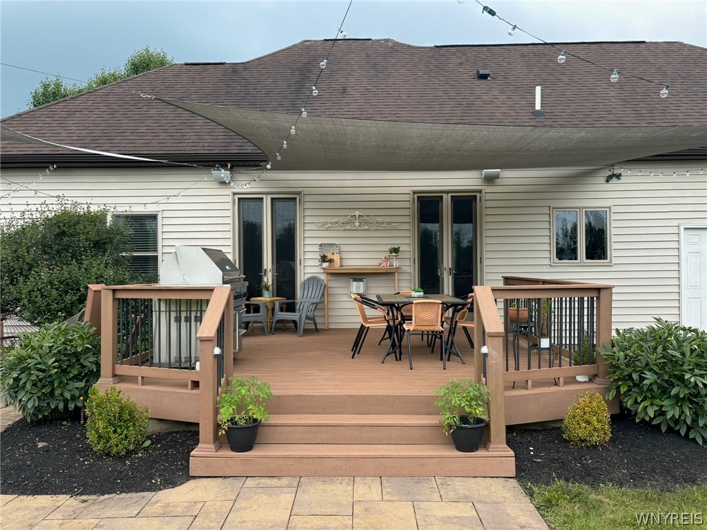 4899 Beach Ridge Road Pendleton, NY 14094 - Photo 40 of 48 Seller photo demonstrating canopy configuration