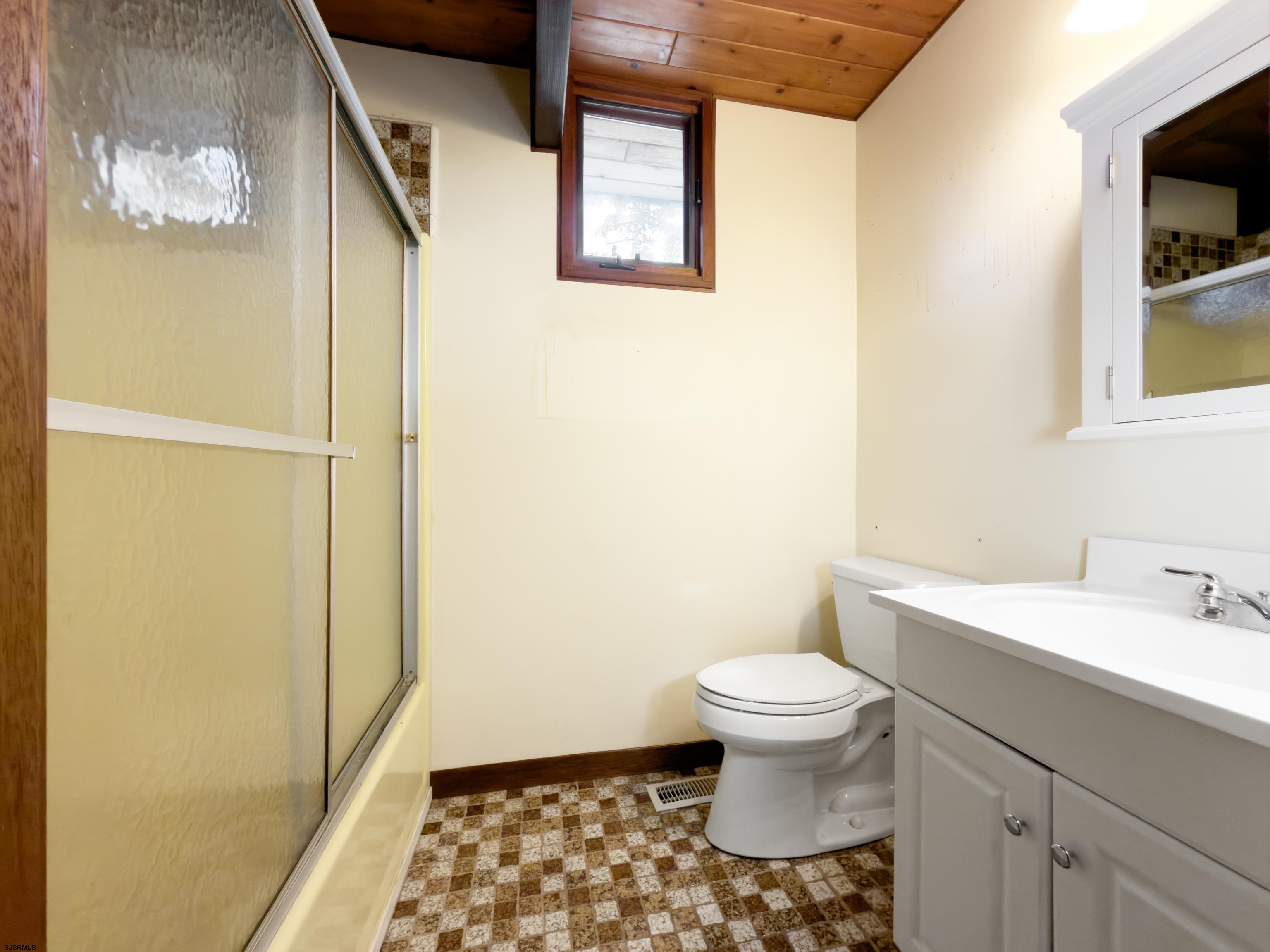 1915 Kresson Road Cherry Hill, NJ 08003 - Photo 24 of 41