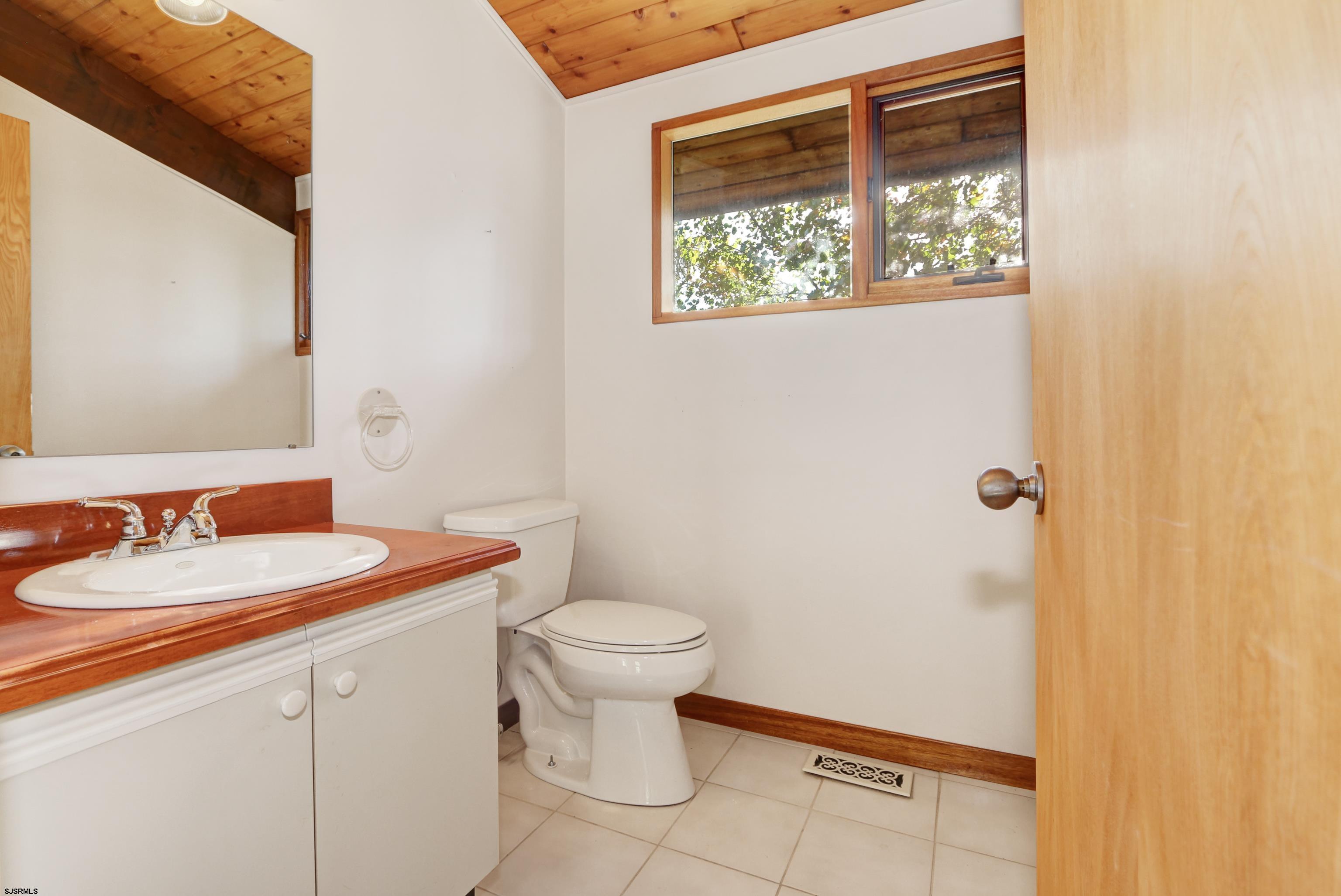 1915 Kresson Road Cherry Hill, NJ 08003 - Photo 27 of 41