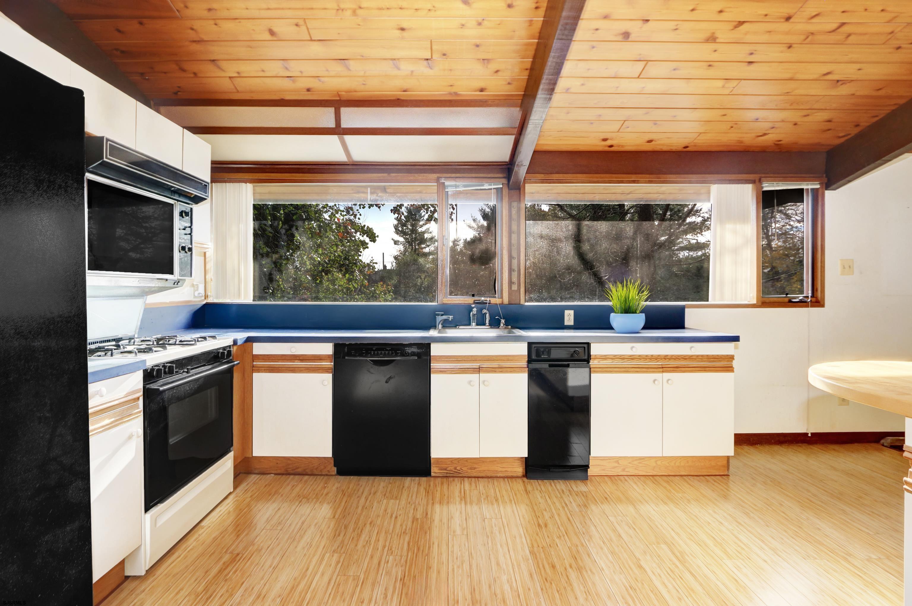 1915 Kresson Road Cherry Hill, NJ 08003 - Photo 40 of 41