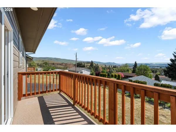 $474,900 | 1151 Pine Street, The Dalles, OR 97058