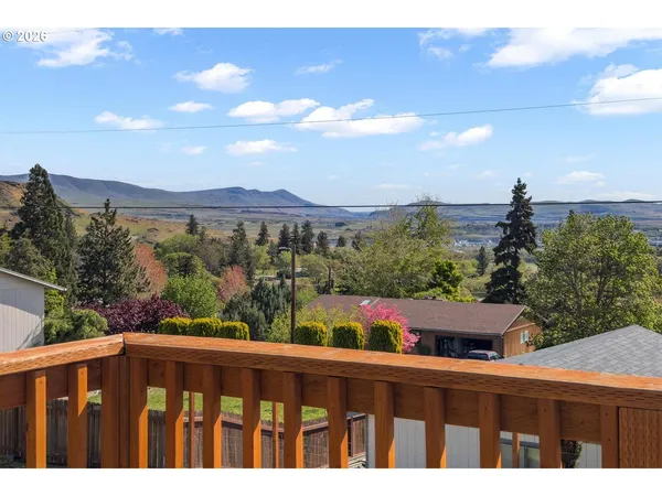 $474,900 | 1151 Pine Street, The Dalles, OR 97058