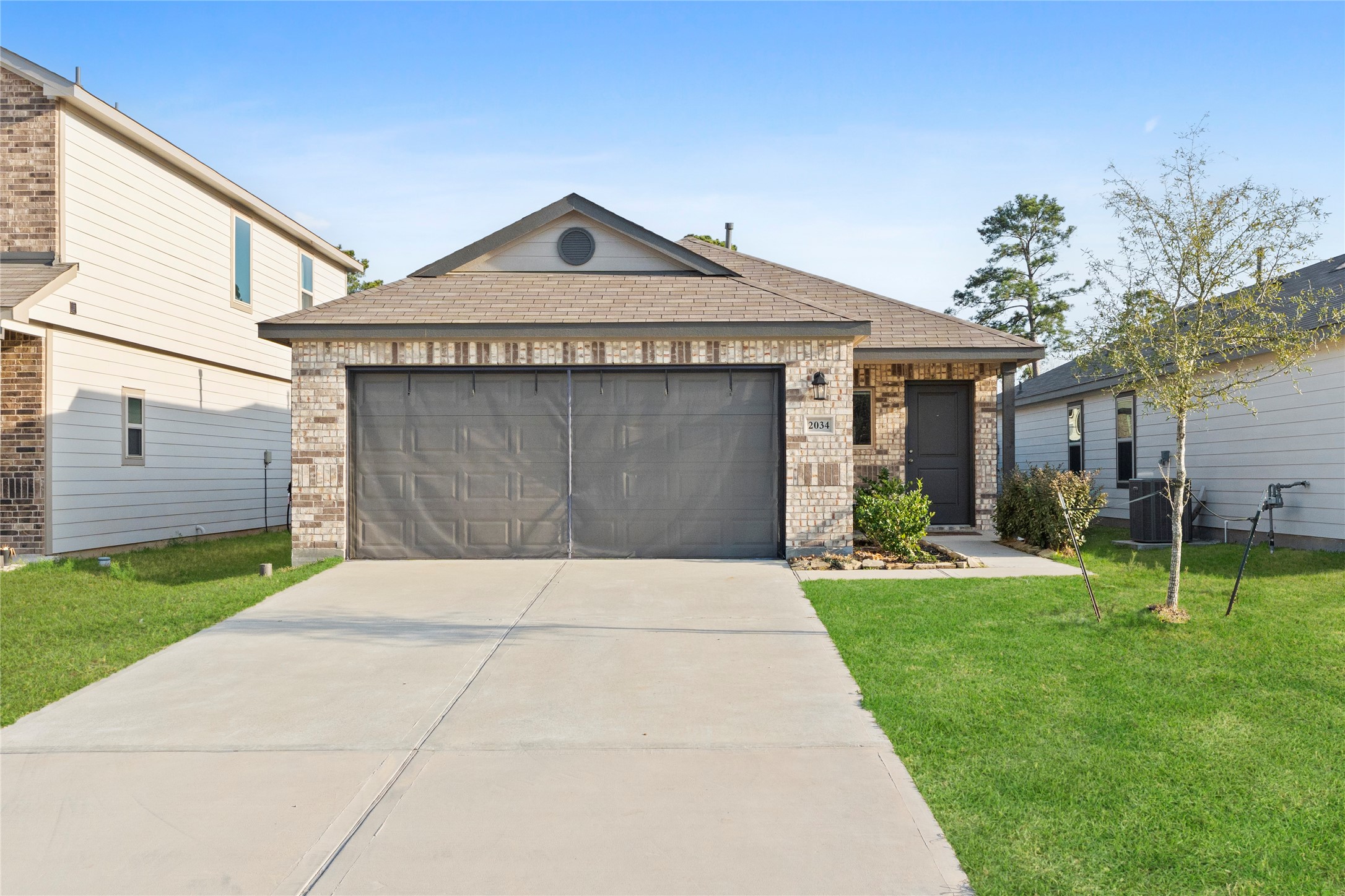 2034 Brixham Bluff Lane Spring, TX 77373 - Photo 1 of 27 Welcome!