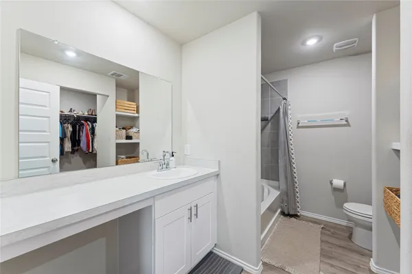 $2,300 | 2034 Brixham Bluff Lane, Spring, TX 77373