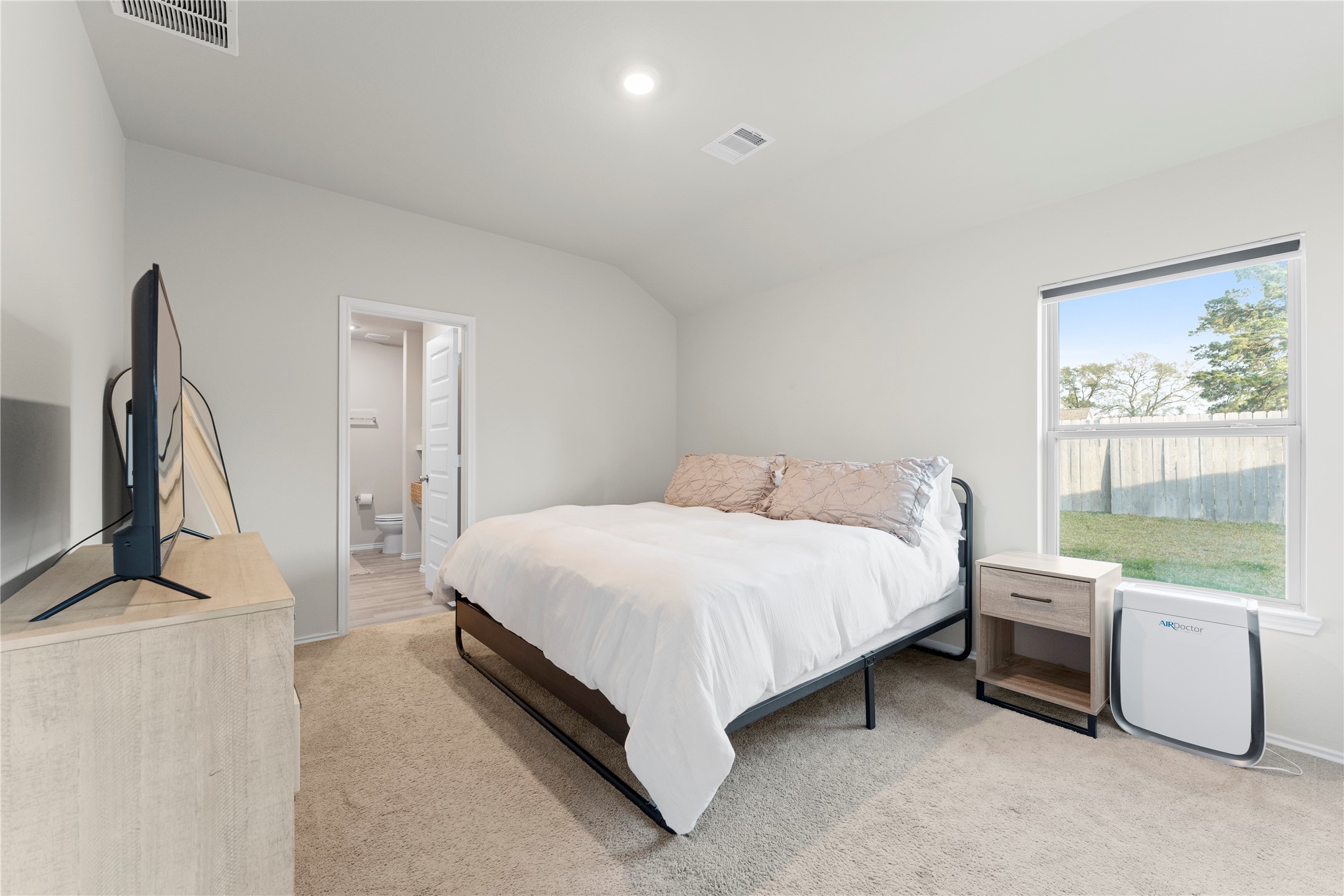 2034 Brixham Bluff Lane Spring, TX 77373 - Photo 17 of 27 Primary bedroom