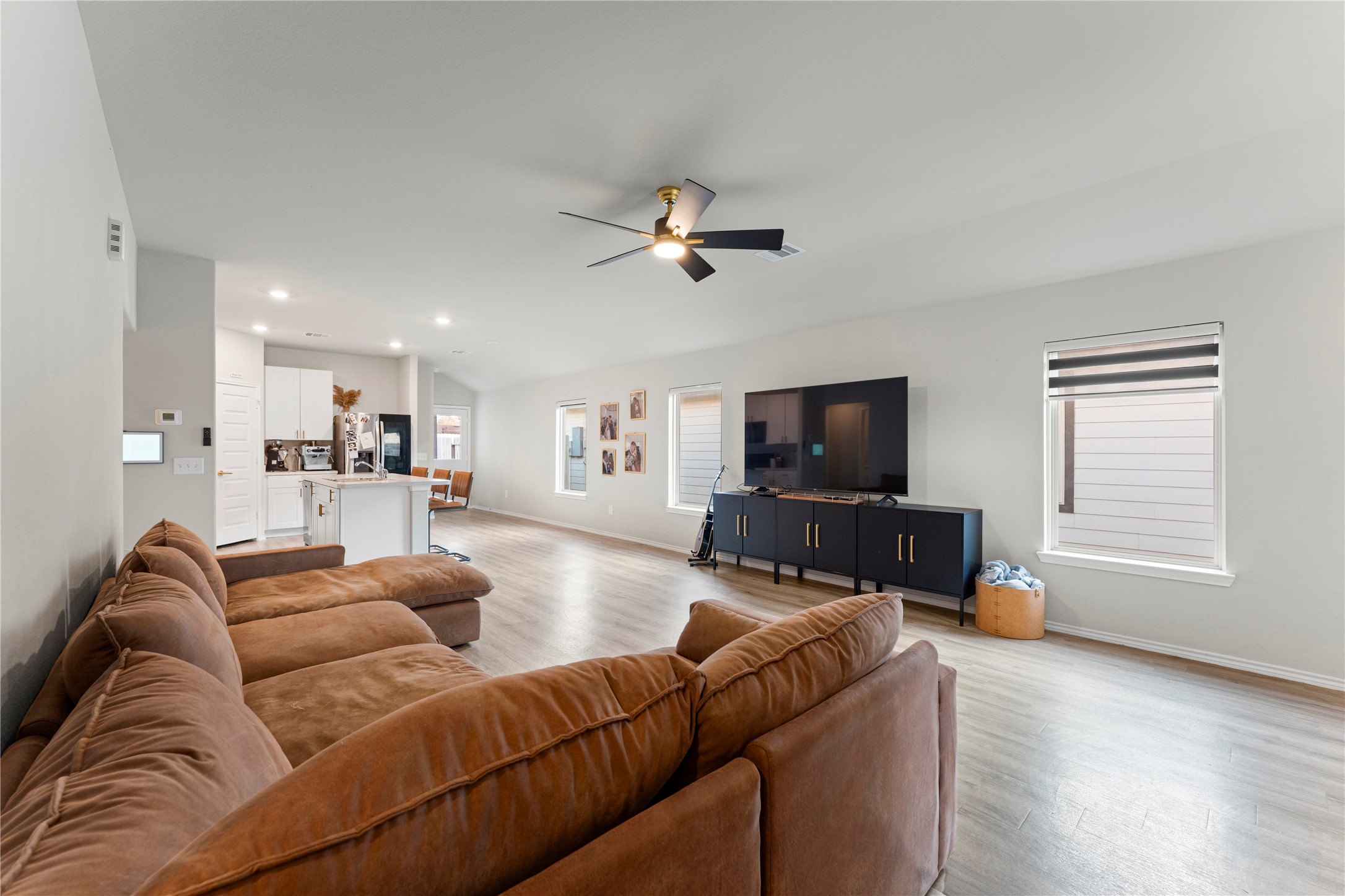 2034 Brixham Bluff Lane Spring, TX 77373 - Photo 5 of 27