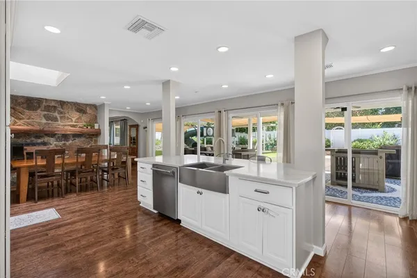 $899,900 | 1986 Wetherly Way, Riverside, CA 92506