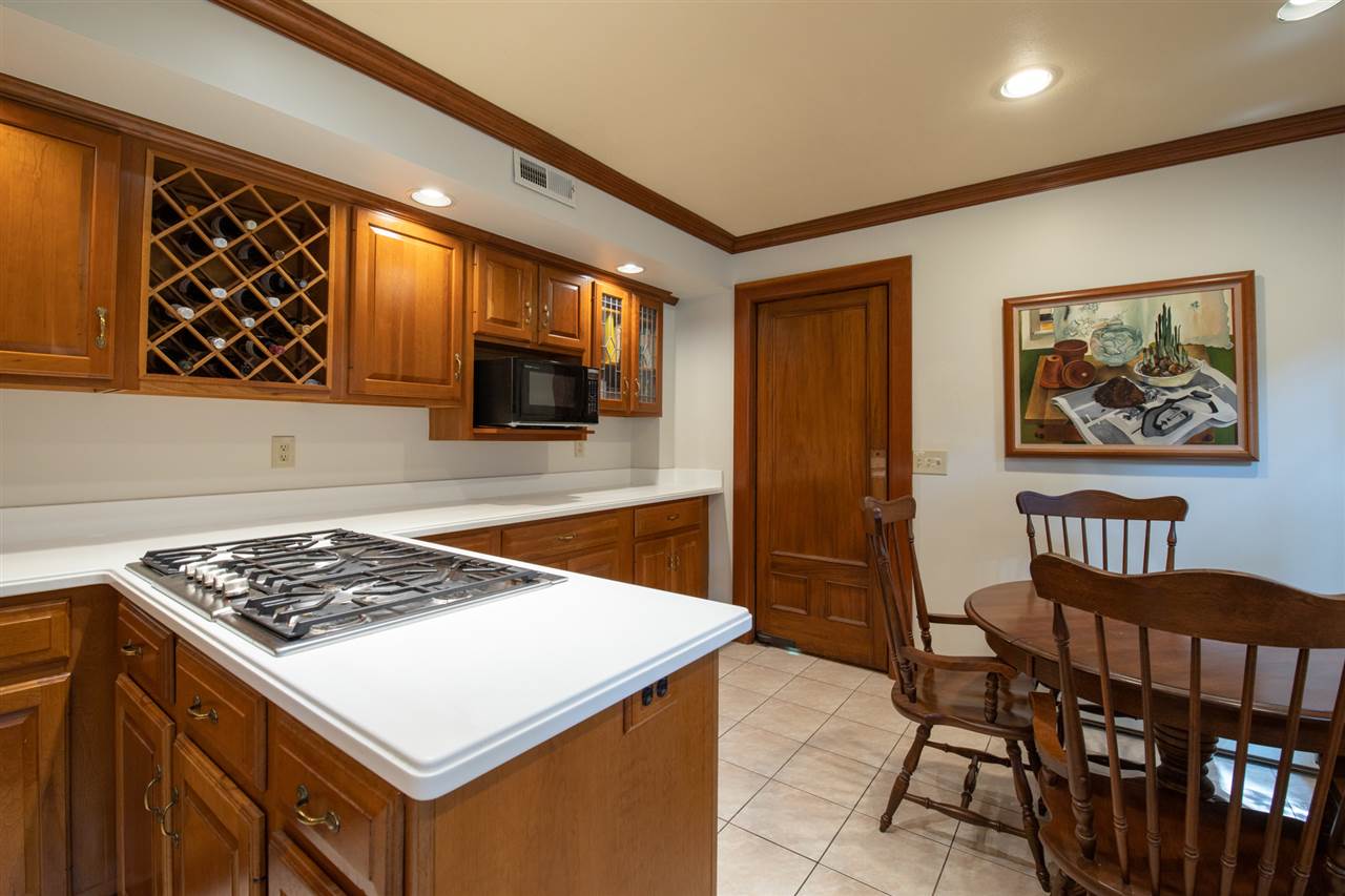905 Ridgewood Road Rockford, IL 61107 - Photo 17 of 38 Gallery Image 17