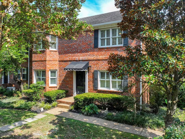 $799,999 | 1148 Granny White Court, Nashville, TN 37204