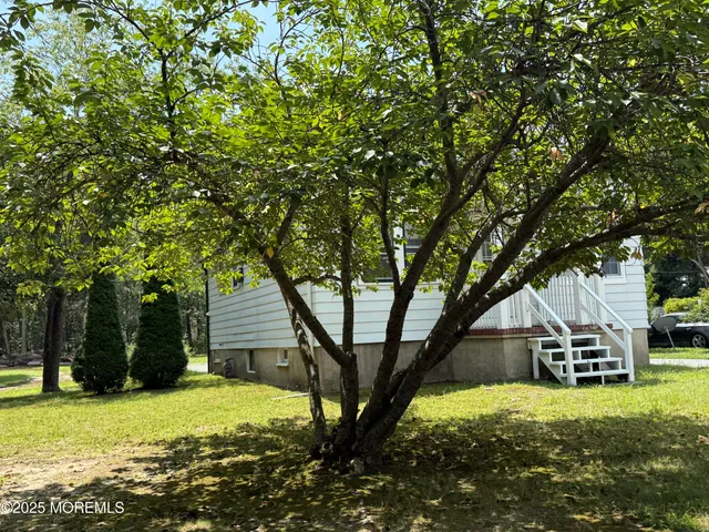 $2,200 | 155 Wells Mill Road, Waretown, NJ 08758