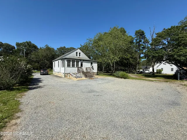 $2,200 | 155 Wells Mill Road, Waretown, NJ 08758