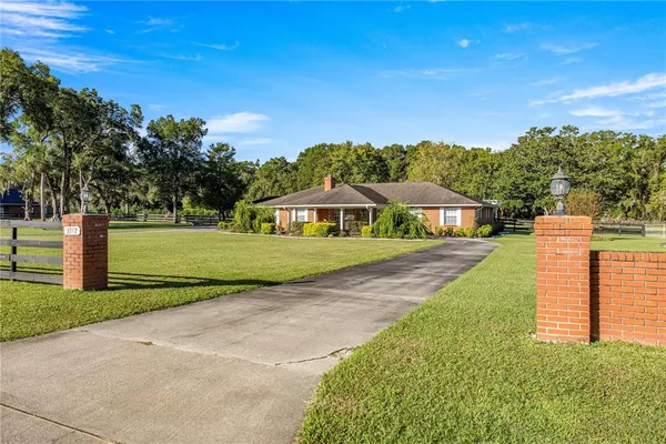 $699,999 | 9812 Southwest 74th Avenue, Ocala, FL 34476